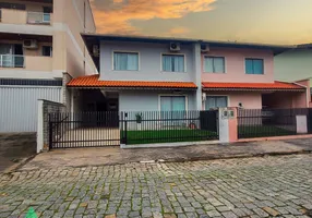 Foto 1 de Casa com 3 Quartos à venda, 149m² em Garcia, Blumenau