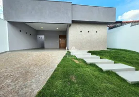 Foto 1 de Casa com 3 Quartos à venda, 185m² em Cidade Jardim, Uberlândia