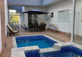 Foto 1 de Casa de Condomínio com 3 Quartos para alugar, 280m² em Parque Residencial Itapeti, Mogi das Cruzes