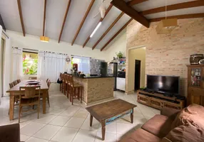 Foto 1 de Casa com 3 Quartos para alugar, 180m² em Boiçucanga, São Sebastião