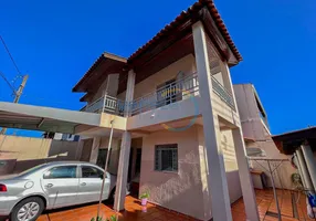 Foto 1 de Casa com 3 Quartos à venda, 162m² em Pinheiros, Londrina