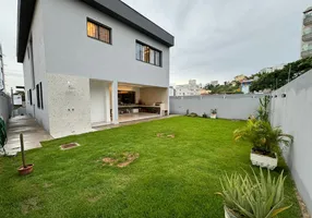 Foto 1 de Casa com 3 Quartos à venda, 410m² em Fernão Dias, Belo Horizonte