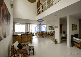 Foto 1 de Casa com 4 Quartos à venda, 324m² em PRAIA DE MARANDUBA, Ubatuba