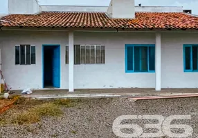 Foto 1 de Casa com 2 Quartos à venda, 68m² em Ubatuba, São Francisco do Sul