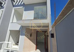 Foto 1 de Casa com 3 Quartos à venda, 210m² em Vale das Palmeiras, Macaé