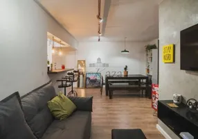 Foto 1 de Apartamento com 2 Quartos à venda, 56m² em Vila Madalena, São Paulo