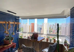 Foto 1 de Apartamento com 3 Quartos à venda, 90m² em Graças, Recife