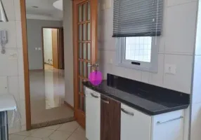 Foto 1 de Apartamento com 4 Quartos à venda, 230m² em Guanabara, Londrina