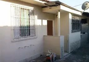 Foto 1 de Casa com 2 Quartos para venda ou aluguel, 53m² em Catiapoa, São Vicente