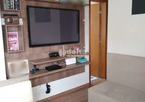 Foto 1 de Apartamento com 2 Quartos à venda, 60m² em Jardim Botânico, Uberlândia