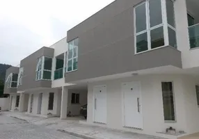Foto 1 de Casa de Condomínio com 2 Quartos à venda, 96m² em Barra, Balneário Camboriú