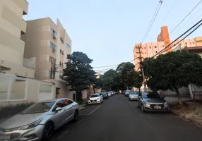 Foto 1 de Apartamento com 3 Quartos à venda, 67m² em Zona 07, Maringá