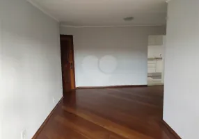 Foto 1 de Apartamento com 3 Quartos para venda ou aluguel, 64m² em Cambuci, São Paulo