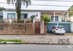 Foto 1 de Casa com 3 Quartos para alugar, 277m² em Cristal, Porto Alegre