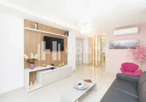 Foto 1 de Apartamento com 3 Quartos à venda, 132m² em Copacabana, Rio de Janeiro