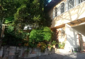 Foto 1 de Casa com 4 Quartos para alugar, 550m² em Jardim Leonor, São Paulo