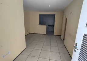 Foto 1 de Apartamento com 2 Quartos para alugar, 50m² em Jardim das Oliveiras, Fortaleza
