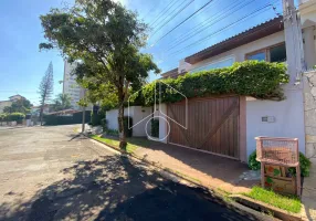Foto 1 de Casa com 4 Quartos à venda, 300m² em Senador Salgado Filho, Marília