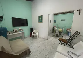 Foto 1 de Casa com 2 Quartos à venda, 70m² em Pernambués, Salvador