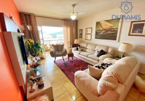 Foto 1 de Apartamento com 3 Quartos à venda, 135m² em Praia das Pitangueiras, Guarujá