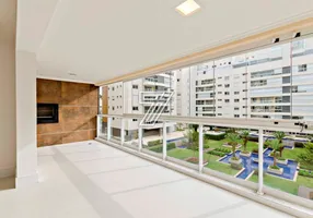 Foto 1 de Apartamento com 4 Quartos à venda, 188m² em Água Verde, Curitiba