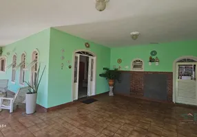 Foto 1 de Casa com 4 Quartos à venda, 302m² em Goiabeiras, Cuiabá