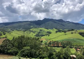 Foto 1 de Fazenda/Sítio à venda em Zona Rural, Marmelópolis