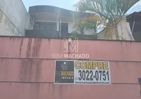 Foto 1 de Sobrado com 3 Quartos à venda, 322m² em De Fátima, Serra