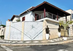 Foto 1 de Casa com 3 Quartos para alugar, 191m² em Jardim São Luiz, Piracicaba