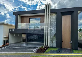 Foto 1 de Casa de Condomínio com 4 Quartos à venda, 365m² em Jardins Bolonha, Senador Canedo