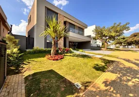 Foto 1 de Casa de Condomínio com 4 Quartos à venda, 425m² em Alphaville, Santana de Parnaíba