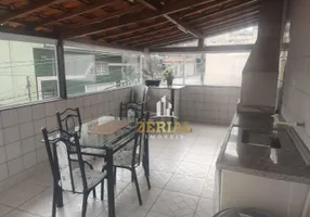 Foto 1 de Sobrado com 4 Quartos à venda, 230m² em Jardim Patente, São Paulo