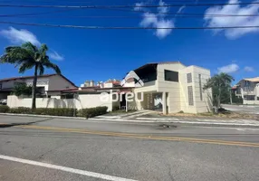 Foto 1 de Casa de Condomínio com 3 Quartos à venda, 216m² em Candelária, Natal