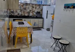 Foto 1 de Apartamento com 1 Quarto à venda, 36m² em PRAIA DE MARANDUBA, Ubatuba