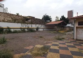 Foto 1 de Lote/Terreno à venda, 910m² em Cambuí, Campinas