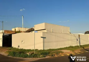 Foto 1 de Casa com 2 Quartos à venda, 60m² em Parque das Laranjeiras, Uberaba