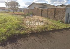 Terreno à venda no Bairro New Golden Ville em Uberlândia - Terrenos, sítios  e fazendas - Jardim Ipanema, Uberlândia 1255781378