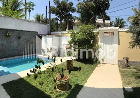 Foto 1 de Casa de Condomínio com 3 Quartos para venda ou aluguel, 400m² em Vargem Grande, Rio de Janeiro