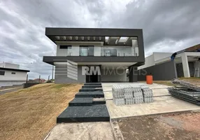 Foto 1 de Casa de Condomínio com 5 Quartos à venda, 242m² em Alphaville Litoral Norte 3, Camaçari