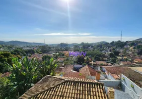 Foto 1 de Casa com 4 Quartos à venda, 183m² em Pendotiba, Niterói