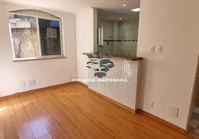 Foto 1 de Apartamento com 2 Quartos à venda, 45m² em Alto da Serra, Petrópolis