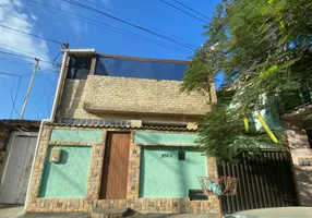 Foto 1 de Casa com 3 Quartos à venda, 200m² em Jardim Caiçara, Cabo Frio