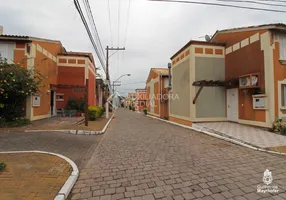 Foto 1 de Casa de Condomínio com 4 Quartos à venda, 84m² em Jardim Itú Sabará, Porto Alegre
