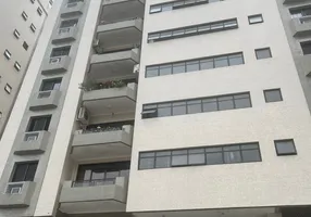 Foto 1 de Apartamento com 3 Quartos à venda, 154m² em Ponta da Praia, Santos