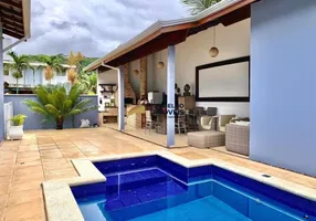 Foto 1 de Casa com 3 Quartos à venda, 220m² em Horto Florestal, Ubatuba