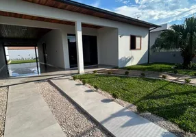 Foto 1 de Casa com 3 Quartos à venda, 140m² em Centro, Balneário Rincão