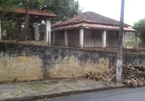 Foto 1 de Casa com 3 Quartos à venda, 250m² em CENTRO, Águas de São Pedro