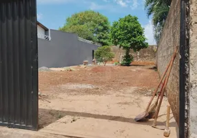 Foto 1 de Lote/Terreno à venda, 300m² em Jaraguá, Uberlândia