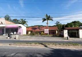 Foto 1 de Casa com 4 Quartos para alugar, 300m² em Restinga, Porto Alegre