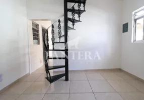 Foto 1 de Sobrado com 2 Quartos para alugar, 85m² em Vila Camilopolis, Santo André